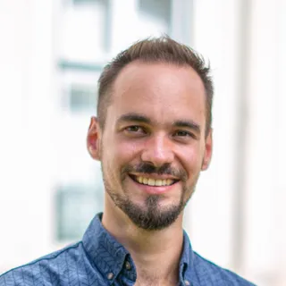 Yan Alajouanine Yan Alajouanine