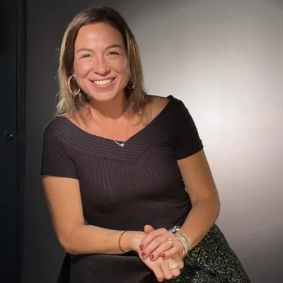 Laury Pace Laury Pace