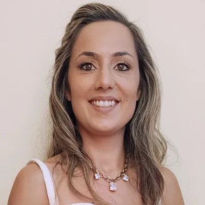 Juliana Coelho Juliana Coelho