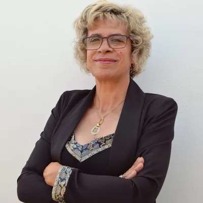 Clara Dias Clara Dias