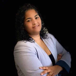 Denise Gomes Denise Gomes