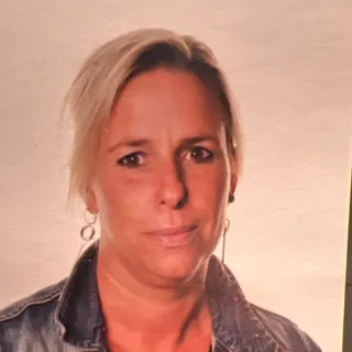 Annelore Vandewiere Annelore Vandewiere