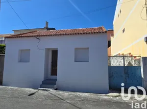 Single-storey house  at Bombarral