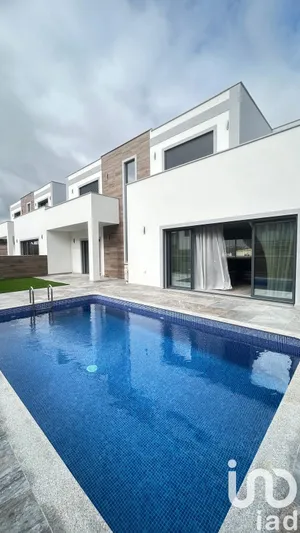 Detached house at Olhos de Água