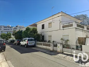 Maison jumelle  à Portimão