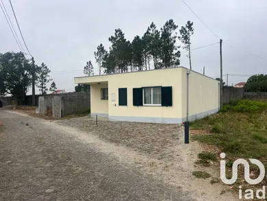 Single-storey house  in Antas