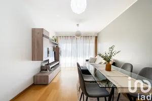 Triplex T2 em Baguim do Monte