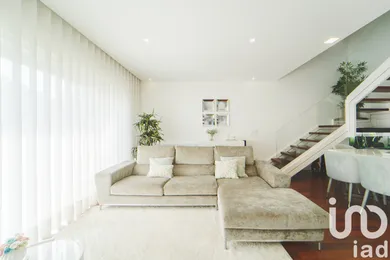 Corner home at Darque