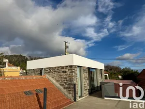 Parking  at Fajã da Ovelha