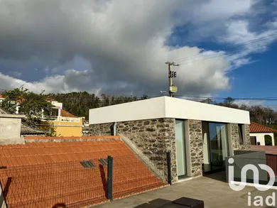 Parking  in Fajã da Ovelha