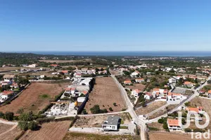 Land at Sesimbra