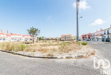 Building plot at Vieira de Leiria