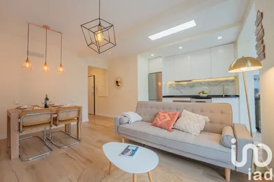 Fotografia 3 de Apartamento 2 quartos de 105 m² em Cruz Quebrada-Dafundo