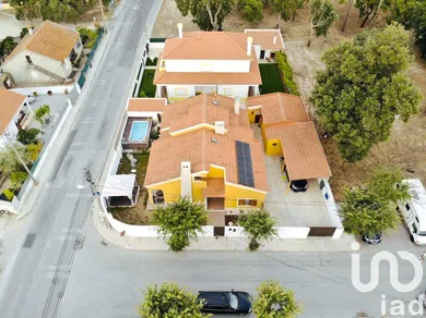 Detached house at Palmela