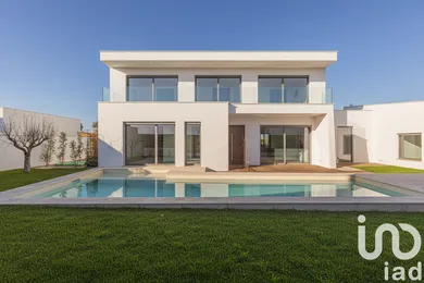 House  in Charneca de Caparica