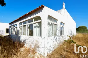 Single-storey house  in Lagoa