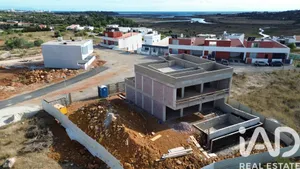 House  at Mexilhoeira Grande