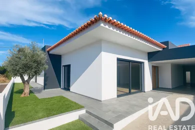 Detached house in Ericeira