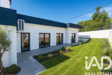 Single-storey house in Ericeira