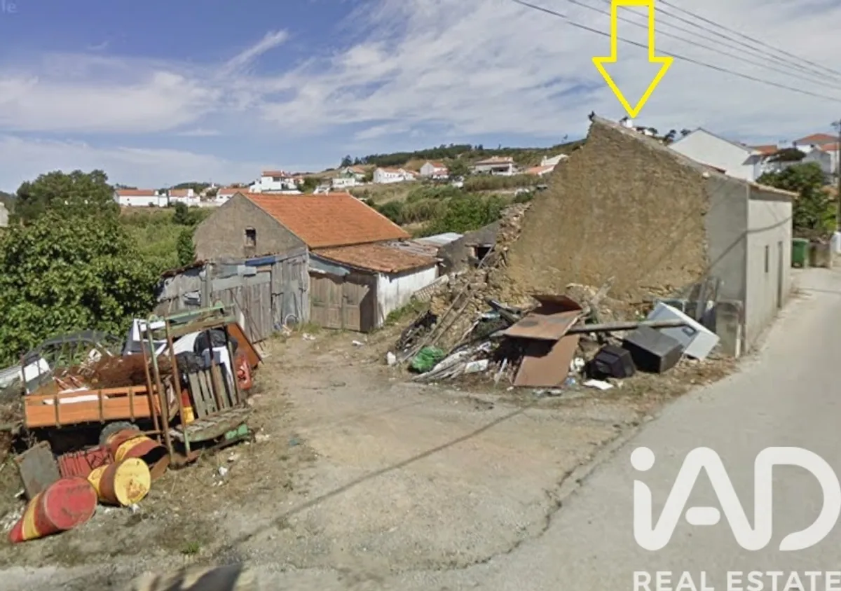 Prédio de 76 m² em Sobral da Abelheira