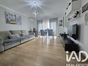 Apartment T3 at Amadora