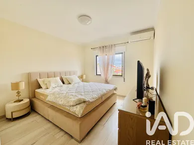 Apartamento T3 em Seixal