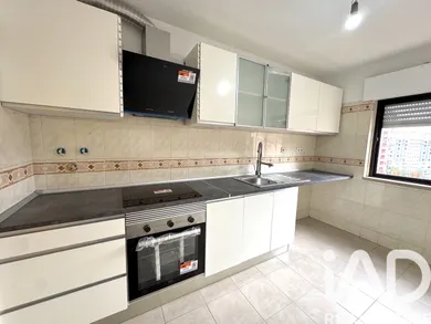 Apartment T2 in Algueirão-Mem Martins