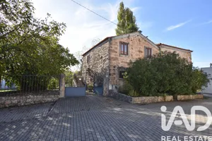Detached house  at Coimbra