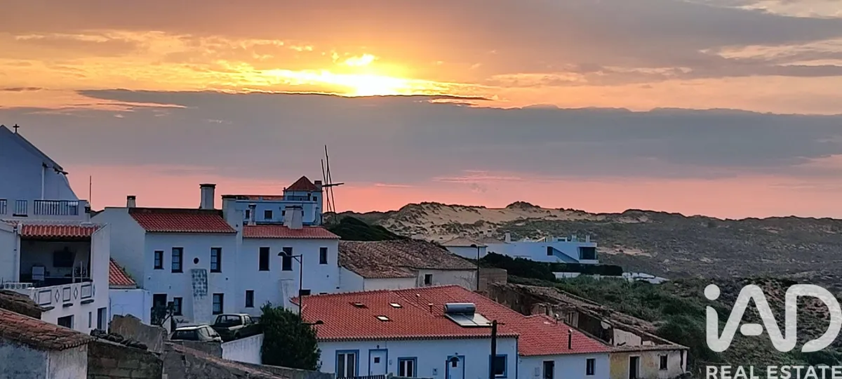 Terreno urbano de 27 m² em Bordeira