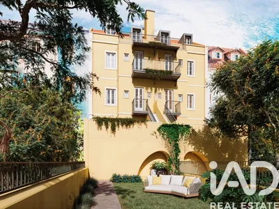 Fotografia 3 de Prédio de 403 m² em Lisboa