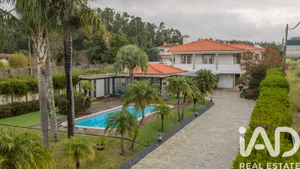 Detached house at Rio Meão