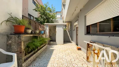 Andar de moradia em porto