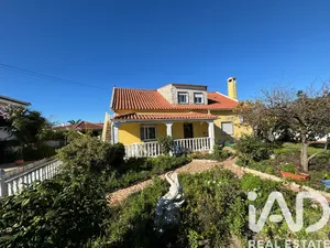 Pavillon à Fernão Ferro
