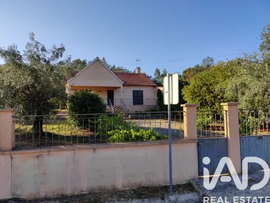 Casa/Moradia em Vila Cã