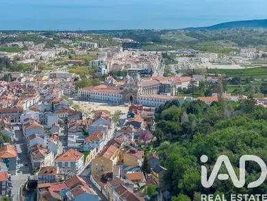 Maison  à Alcobaça