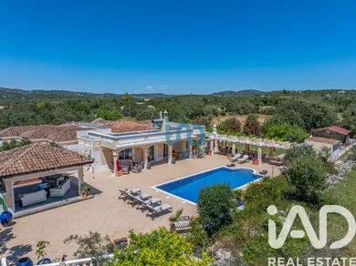 Farm  at Santa Bárbara de Nexe