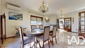 Casa com espaço comercial  em Águas Santas