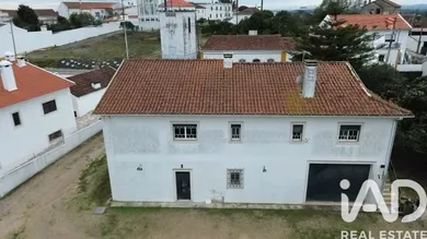 Pavillon  à Póvoa da Isenta