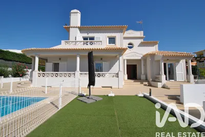 Fotografia 5 de Casa/Moradia 4 quartos de 1025 m² em Albufeira