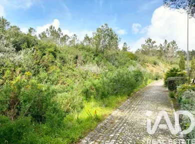 Terrain à bâtir  à QUELUZ