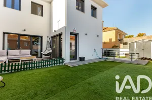 Moradia geminada em Lisboa