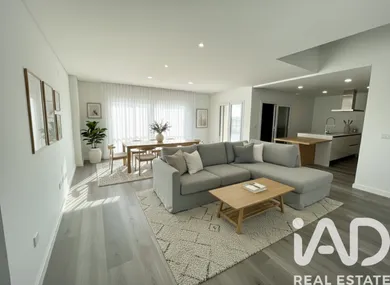 Semi-detached house  at Corroios