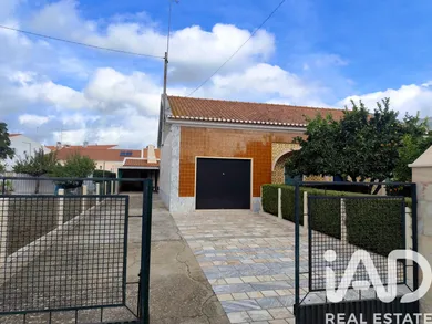 Single-storey house  at Rio de Moinhos