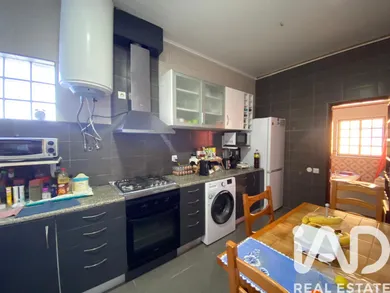 Maison jumelle à Atouguia da Baleia