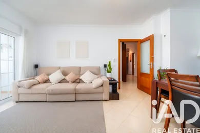 Apartamento T2 em Quarteira
