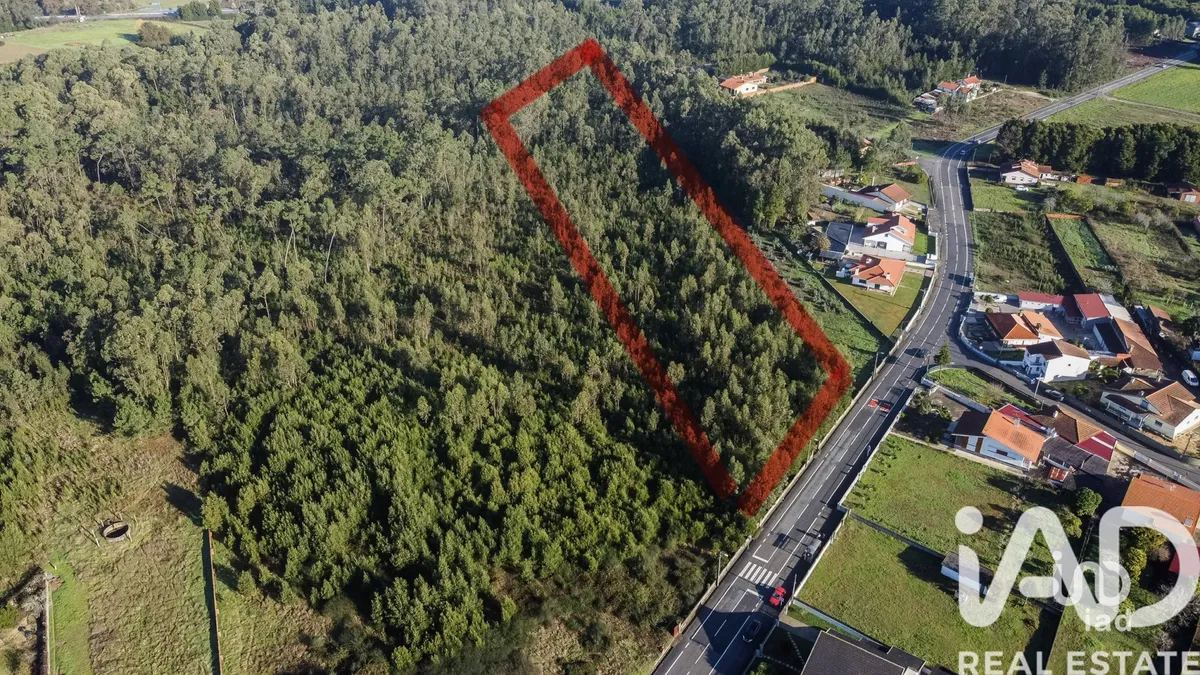 Terreno de 1825 m² em Veiros
