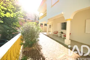 Apartamento T3 em Olhos de Água