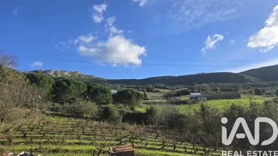 Terreno urbano em Lamas