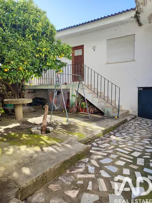 Moradia bi-familiar  em Oliveira do Hospital