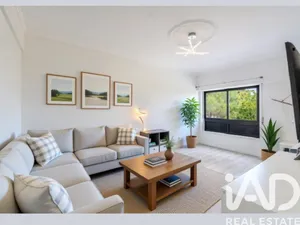 Apartamento T3 em Amadora